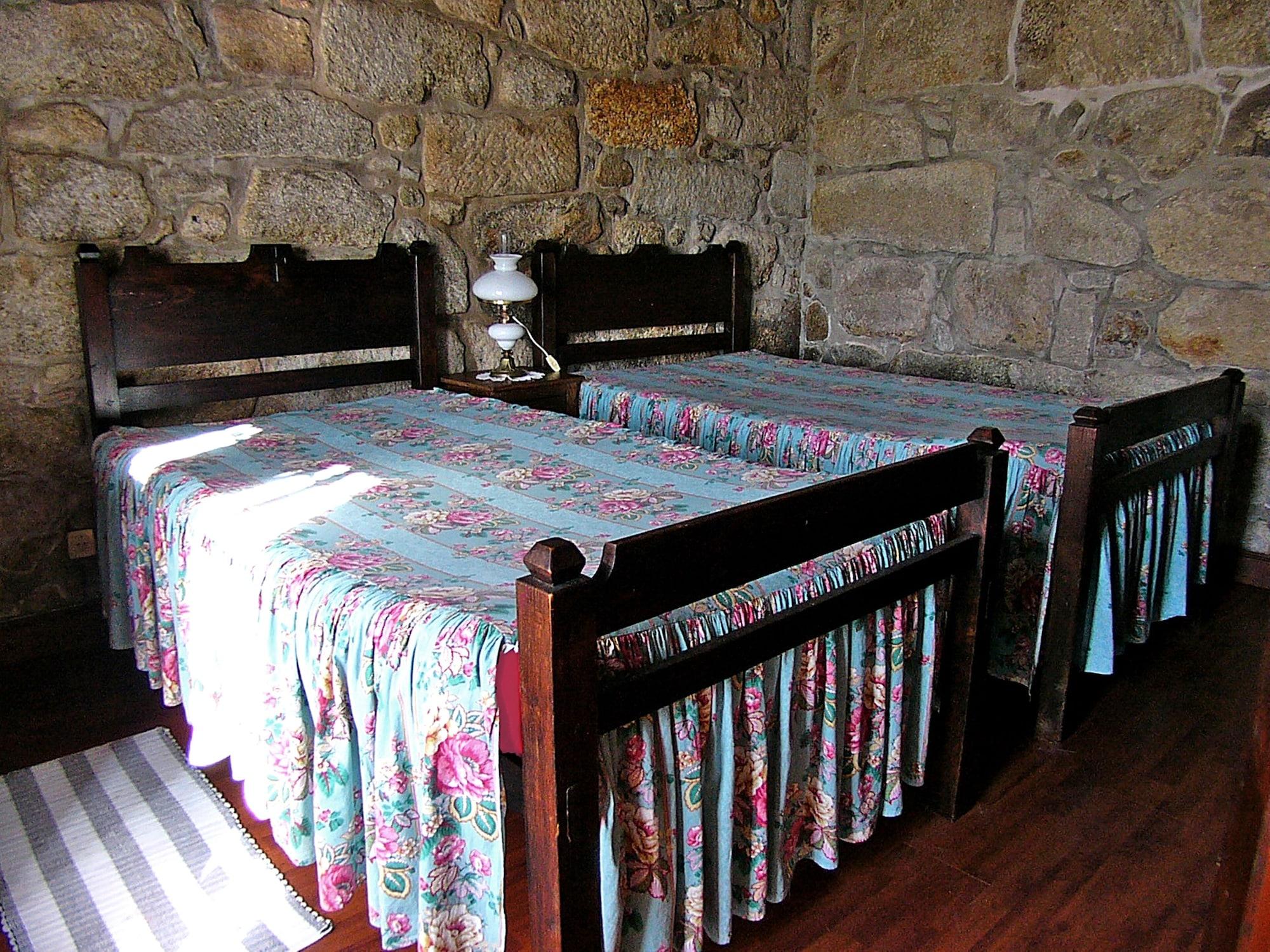 בית הארחה ויאנה דו קסטלו 	Quinta Do Paco D'Anha מראה חיצוני תמונה